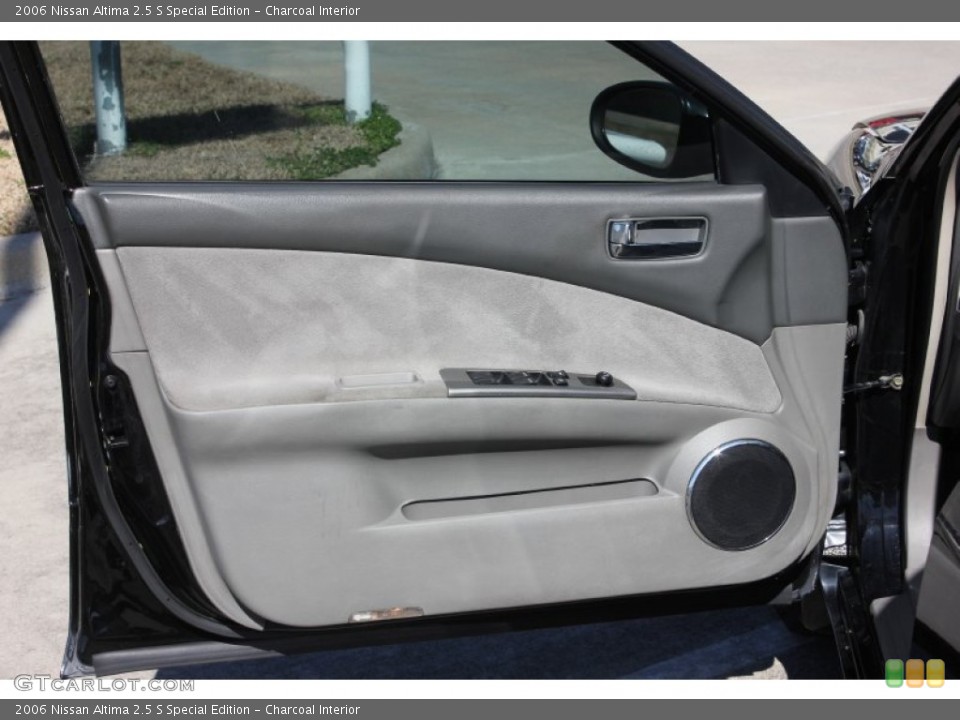 Charcoal Interior Door Panel for the 2006 Nissan Altima 2.5 S Special Edition #90616433