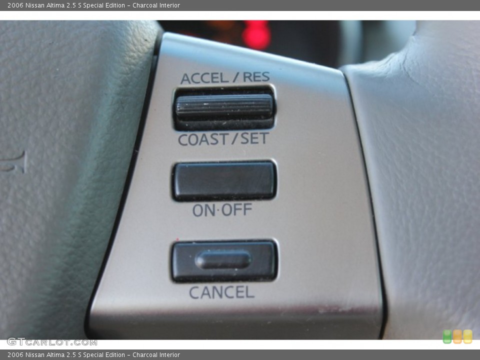 Charcoal Interior Controls for the 2006 Nissan Altima 2.5 S Special Edition #90616679
