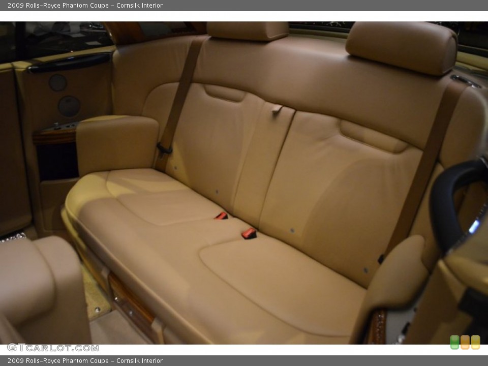 Cornsilk Interior Rear Seat for the 2009 Rolls-Royce Phantom Coupe #90633975