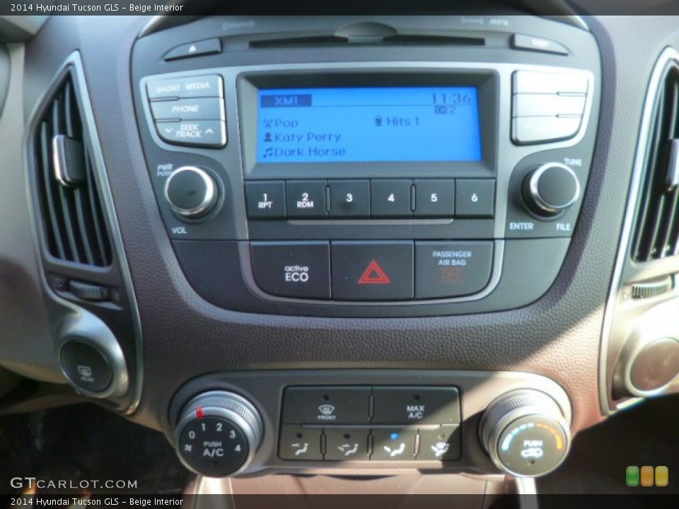 Beige Interior Controls for the 2014 Hyundai Tucson GLS #90651713