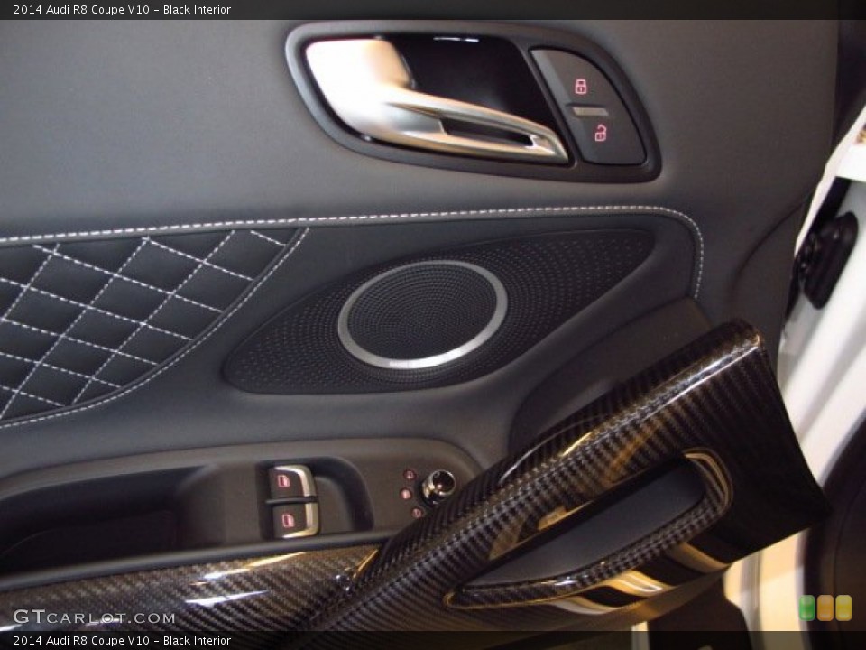 Black Interior Controls for the 2014 Audi R8 Coupe V10 #90665371
