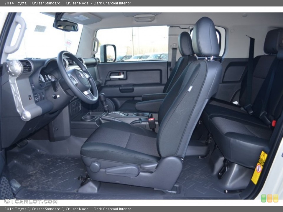 Dark Charcoal Interior Photo for the 2014 Toyota FJ Cruiser  #90670110