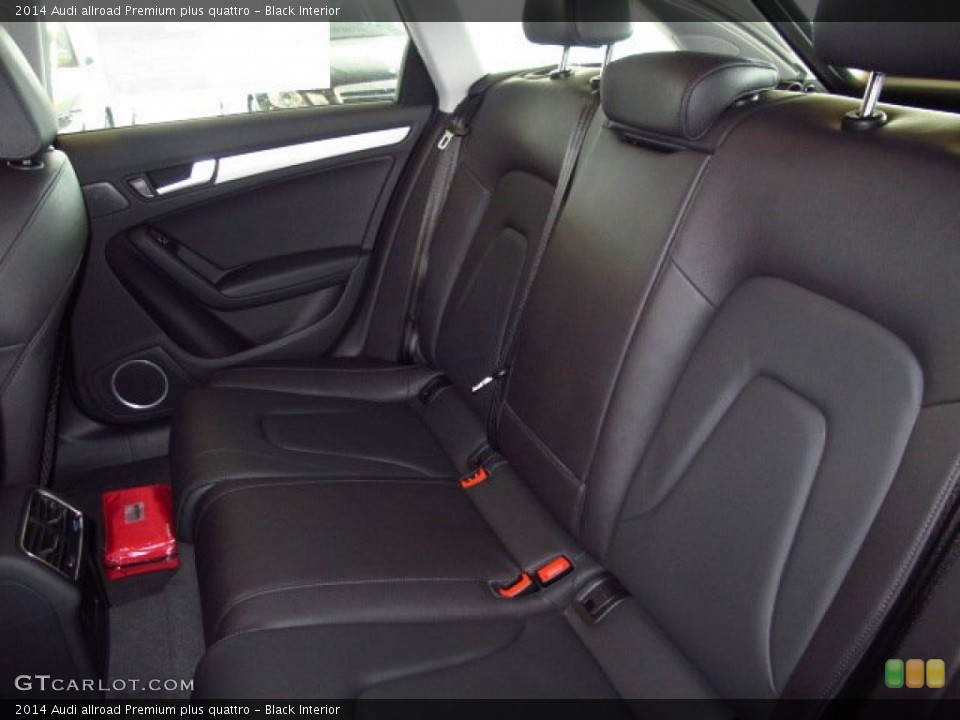 Black Interior Rear Seat for the 2014 Audi allroad Premium plus quattro #90701227