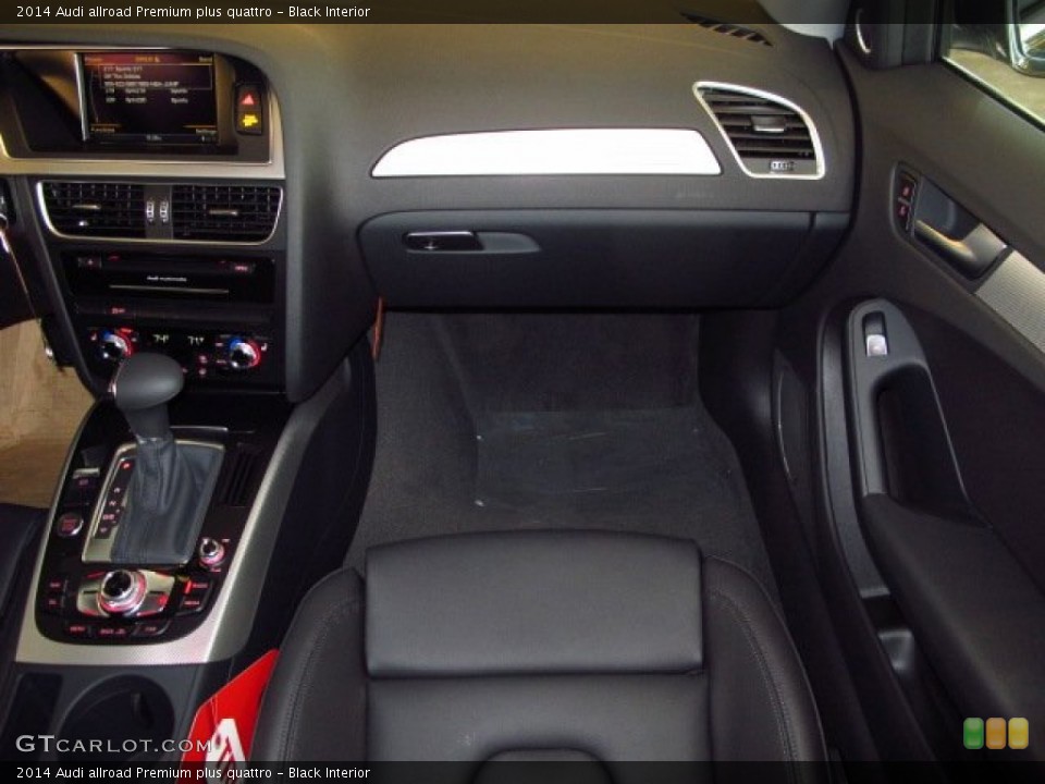 Black Interior Dashboard for the 2014 Audi allroad Premium plus quattro #90701272