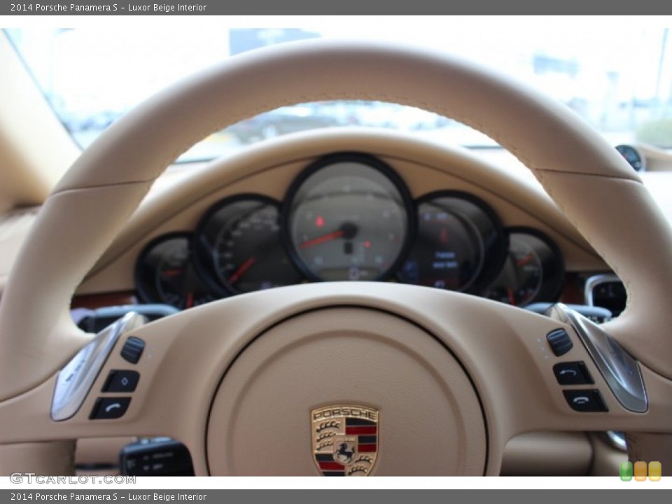 Luxor Beige Interior Controls for the 2014 Porsche Panamera S #90701656
