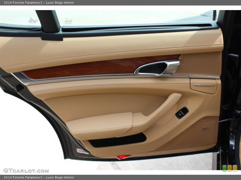 Luxor Beige Interior Door Panel for the 2014 Porsche Panamera S #90701683