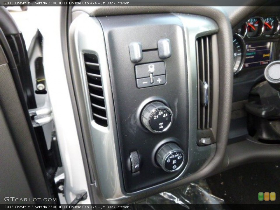 Jet Black Interior Controls for the 2015 Chevrolet Silverado 2500HD LT Double Cab 4x4 #90701839