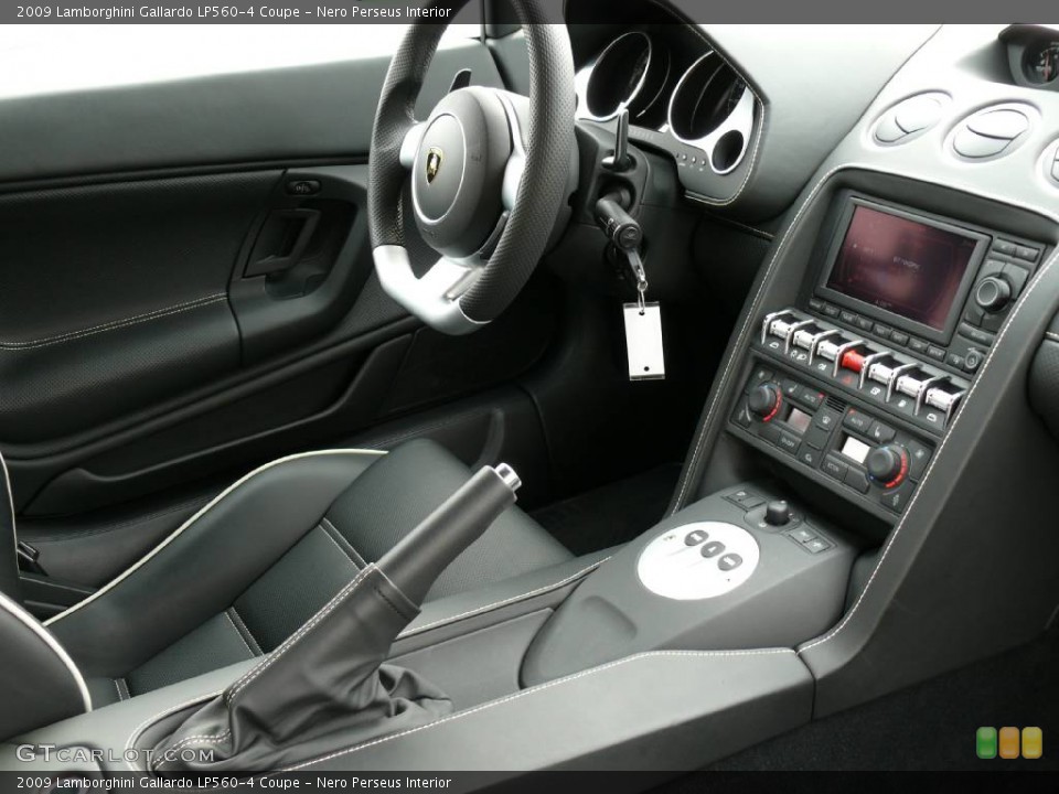 Nero Perseus Interior Photo for the 2009 Lamborghini Gallardo LP560-4 Coupe #907190