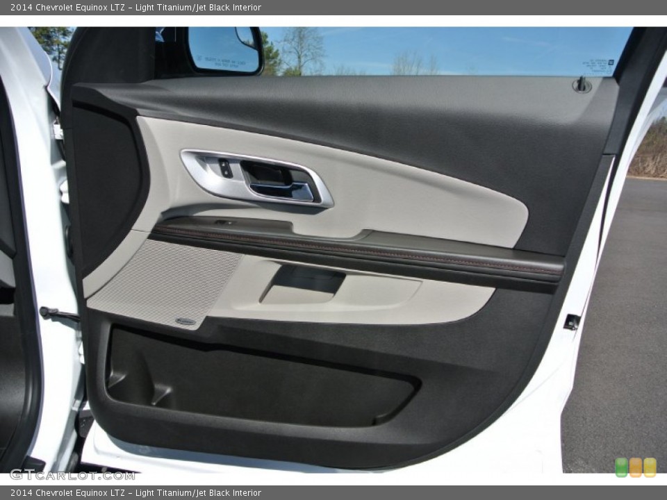 Light Titanium/Jet Black Interior Door Panel for the 2014 Chevrolet Equinox LTZ #90739789