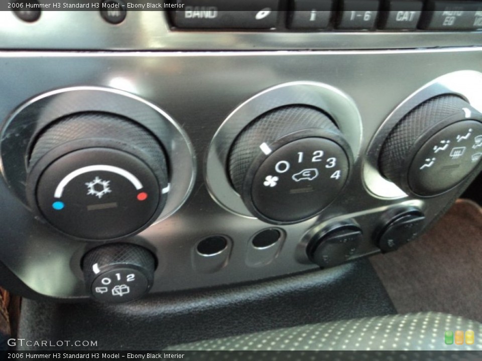 Ebony Black Interior Controls for the 2006 Hummer H3  #90742477