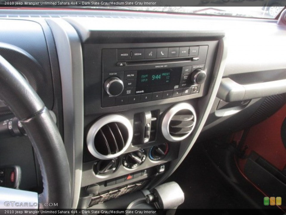 Dark Slate Gray/Medium Slate Gray Interior Controls for the 2010 Jeep Wrangler Unlimited Sahara 4x4 #90771459