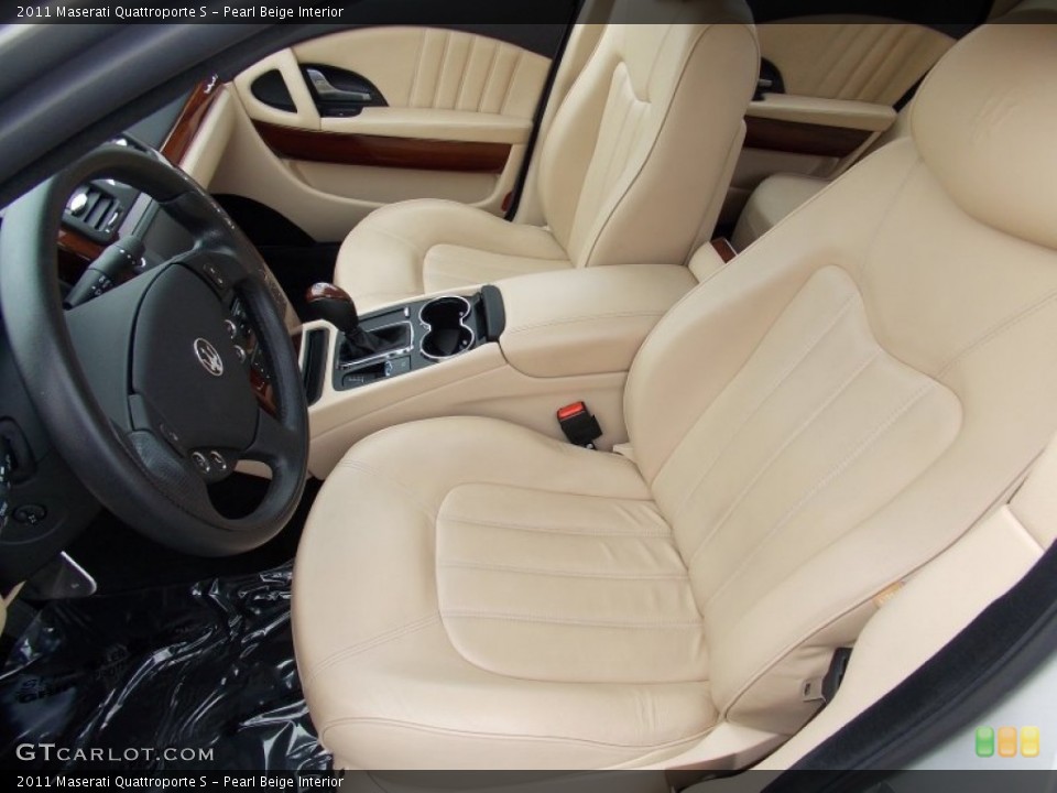 Pearl Beige Interior Front Seat for the 2011 Maserati Quattroporte S #90779565