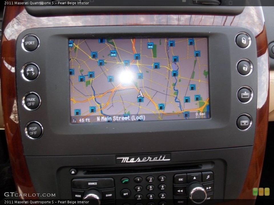Pearl Beige Interior Navigation for the 2011 Maserati Quattroporte S #90780365