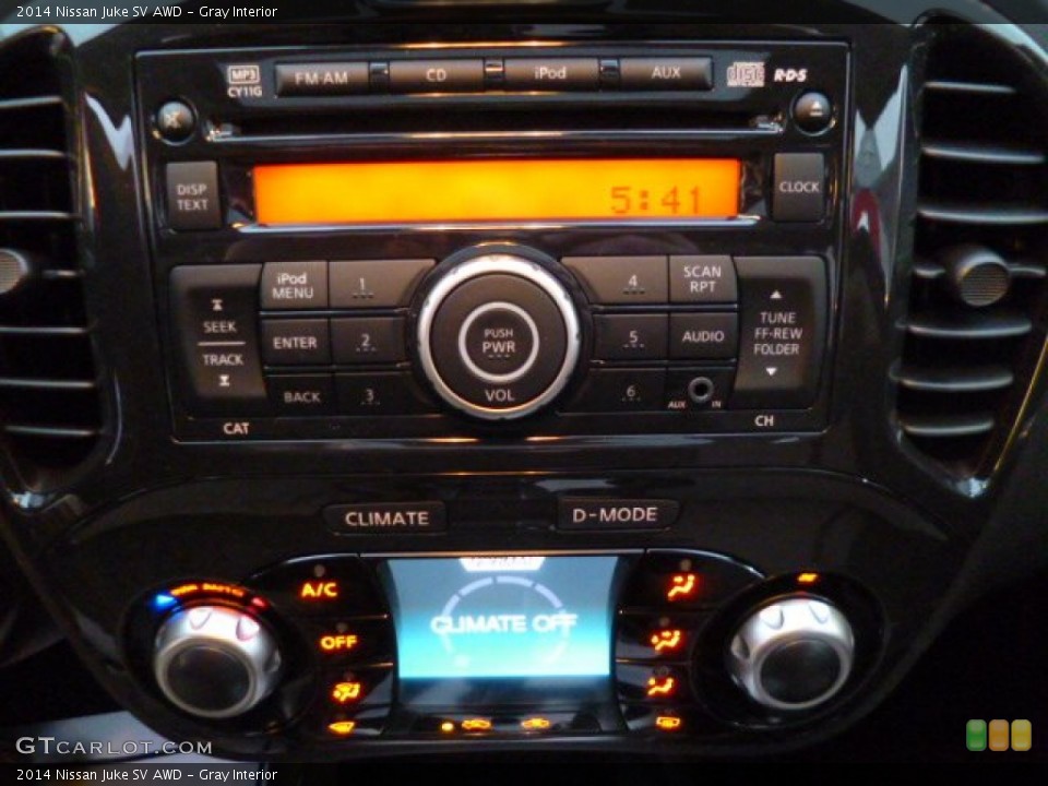 Gray Interior Controls for the 2014 Nissan Juke SV AWD #90784773