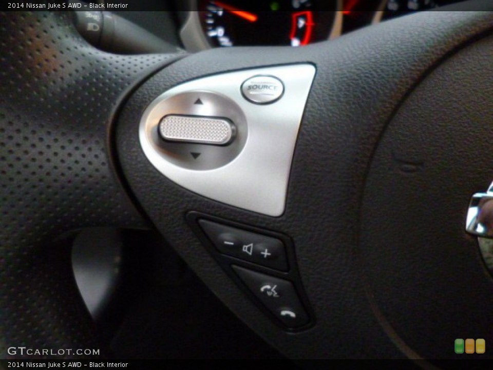 Black Interior Controls for the 2014 Nissan Juke S AWD #90785221