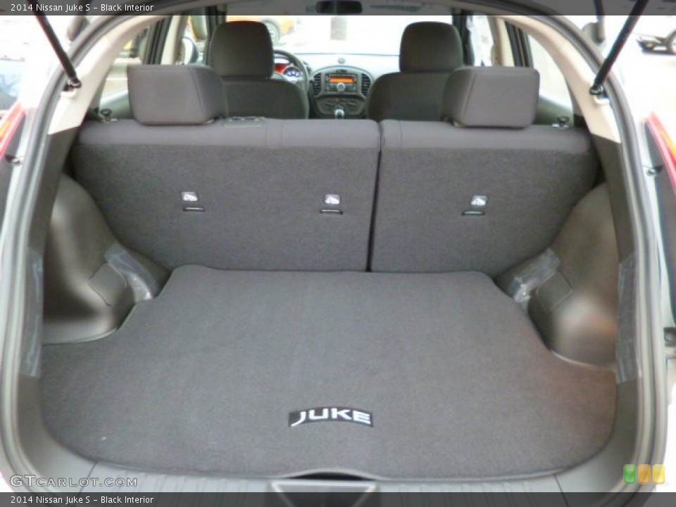 Black Interior Trunk for the 2014 Nissan Juke S #90786333