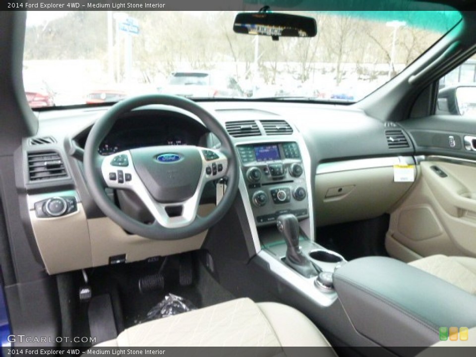 Medium Light Stone Interior Photo for the 2014 Ford Explorer 4WD #90794982