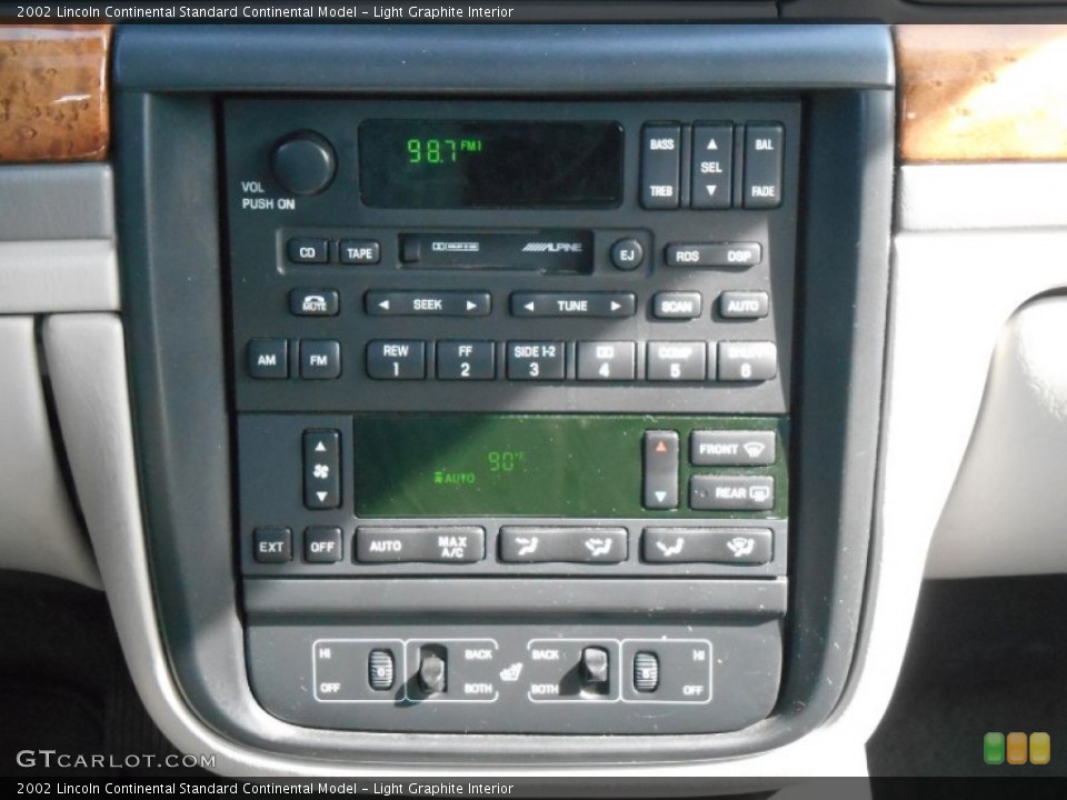 Light Graphite Interior Controls for the 2002 Lincoln Continental  #90808950