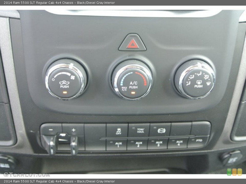 Black/Diesel Gray Interior Controls for the 2014 Ram 5500 SLT Regular Cab 4x4 Chassis #90816021