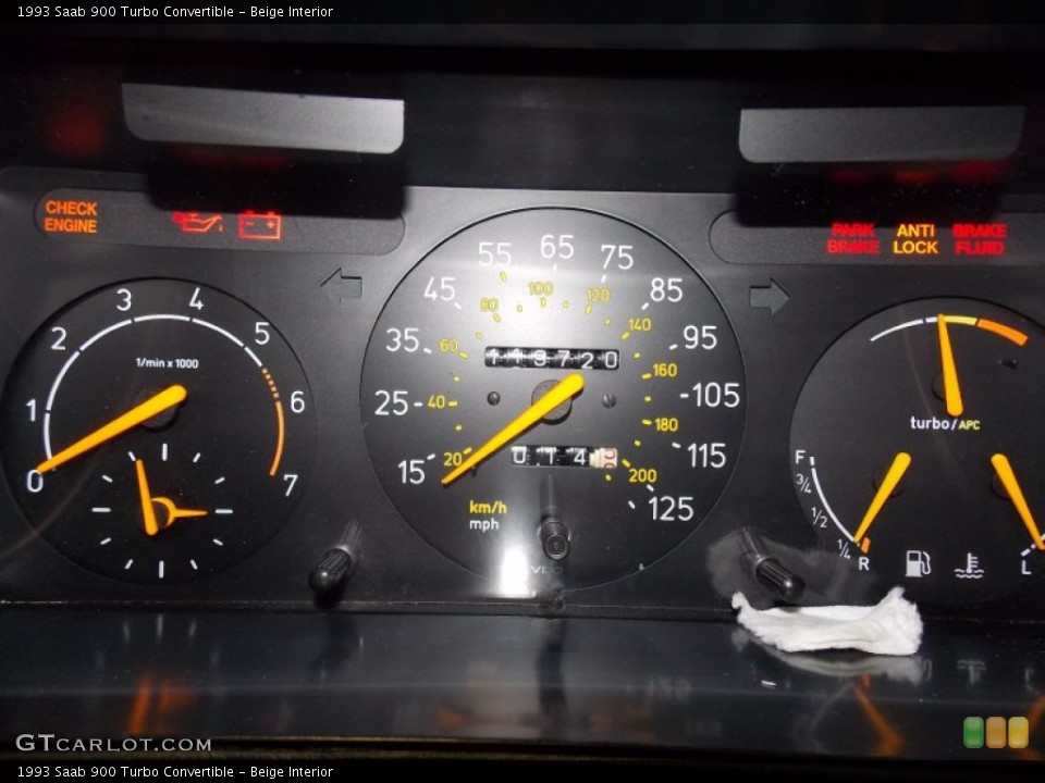 Beige Interior Gauges for the 1993 Saab 900 Turbo Convertible #90830923