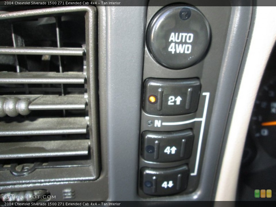 Tan Interior Controls for the 2004 Chevrolet Silverado 1500 Z71 Extended Cab 4x4 #90834592