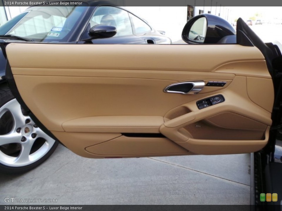 Luxor Beige Interior Door Panel for the 2014 Porsche Boxster S #90837253