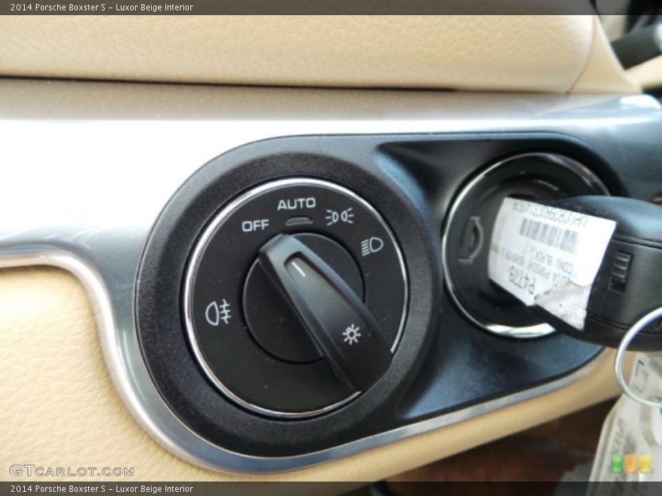 Luxor Beige Interior Controls for the 2014 Porsche Boxster S #90838477