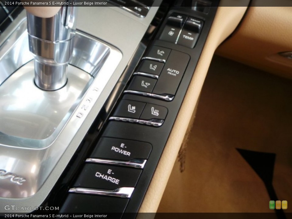 Luxor Beige Interior Controls for the 2014 Porsche Panamera S E-Hybrid #90841041