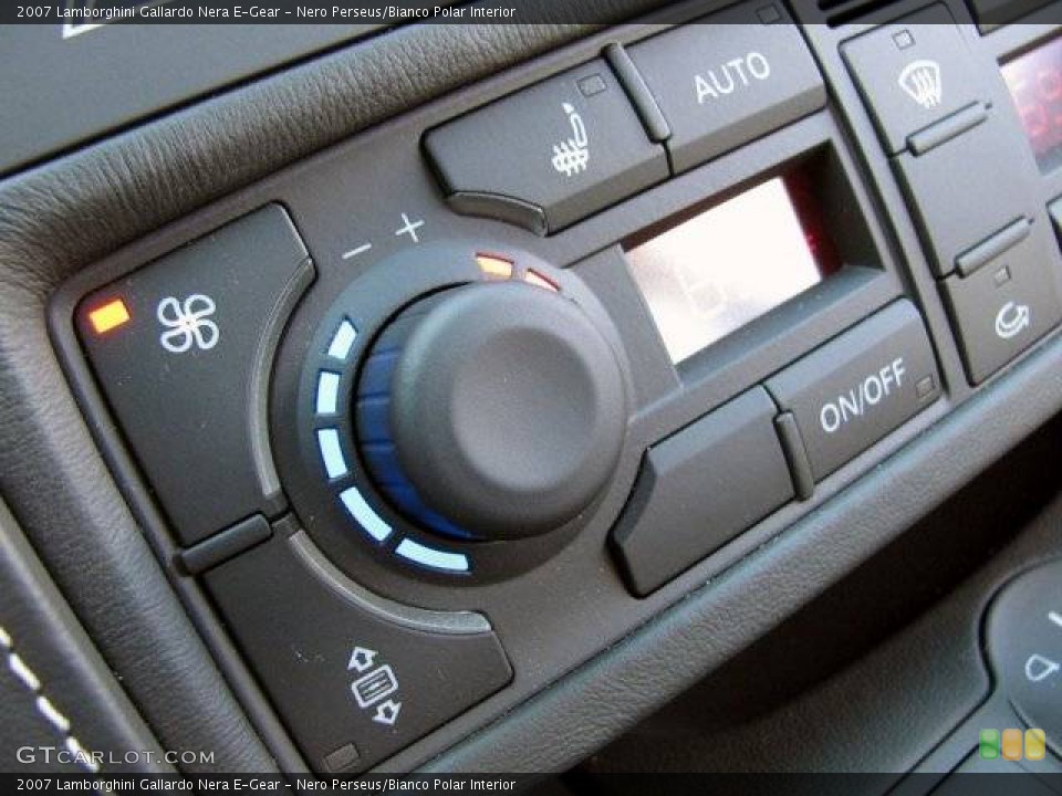 Nero Perseus/Bianco Polar Interior Controls for the 2007 Lamborghini Gallardo Nera E-Gear #908614