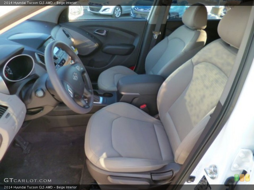 Beige Interior Front Seat for the 2014 Hyundai Tucson GLS AWD #90865889