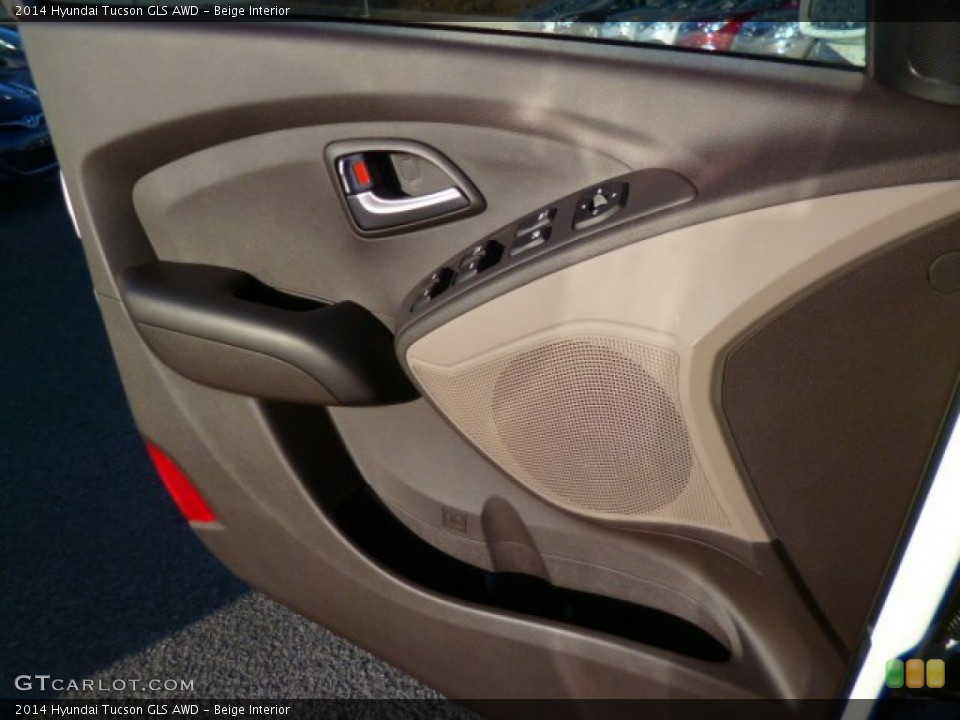 Beige Interior Door Panel for the 2014 Hyundai Tucson GLS AWD #90866048