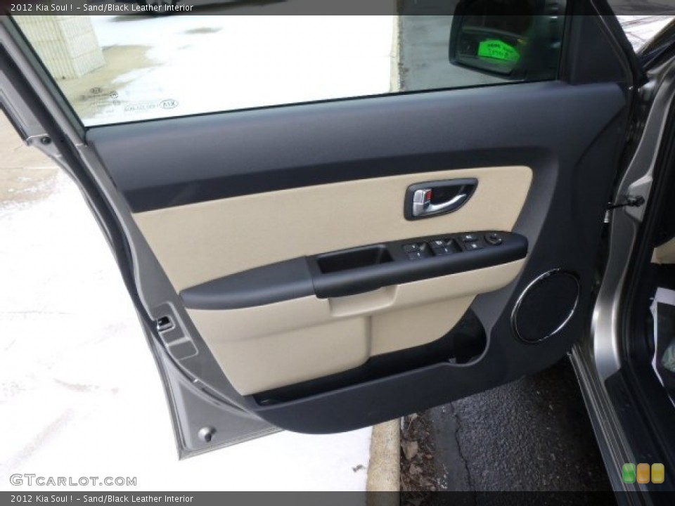 Sand/Black Leather Interior Door Panel for the 2012 Kia Soul ! #90916789