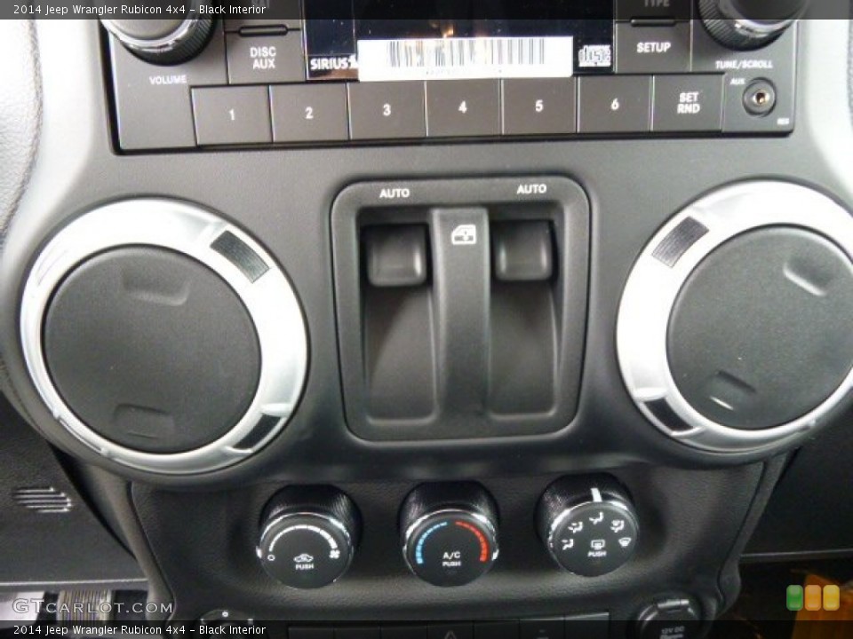 Black Interior Controls for the 2014 Jeep Wrangler Rubicon 4x4 #90921065