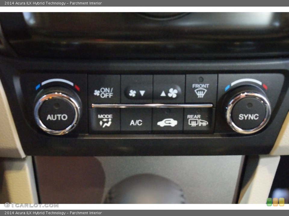Parchment Interior Controls for the 2014 Acura ILX Hybrid Technology #90965818