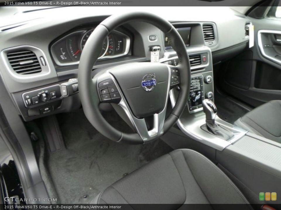 R-Design Off-Black/Anthracite Interior Photo for the 2015 Volvo V60 T5 Drive-E #91002981