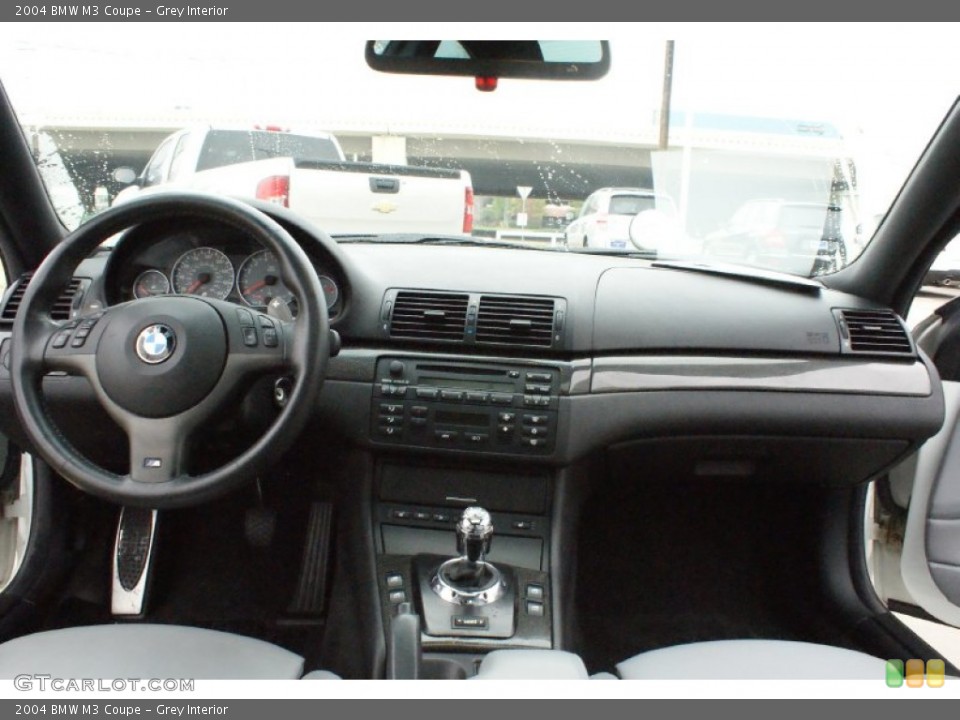 Grey Interior Dashboard for the 2004 BMW M3 Coupe #91010559