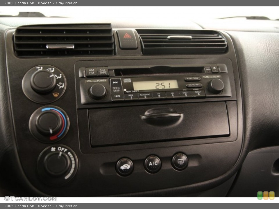 Gray Interior Controls for the 2005 Honda Civic EX Sedan #91020154