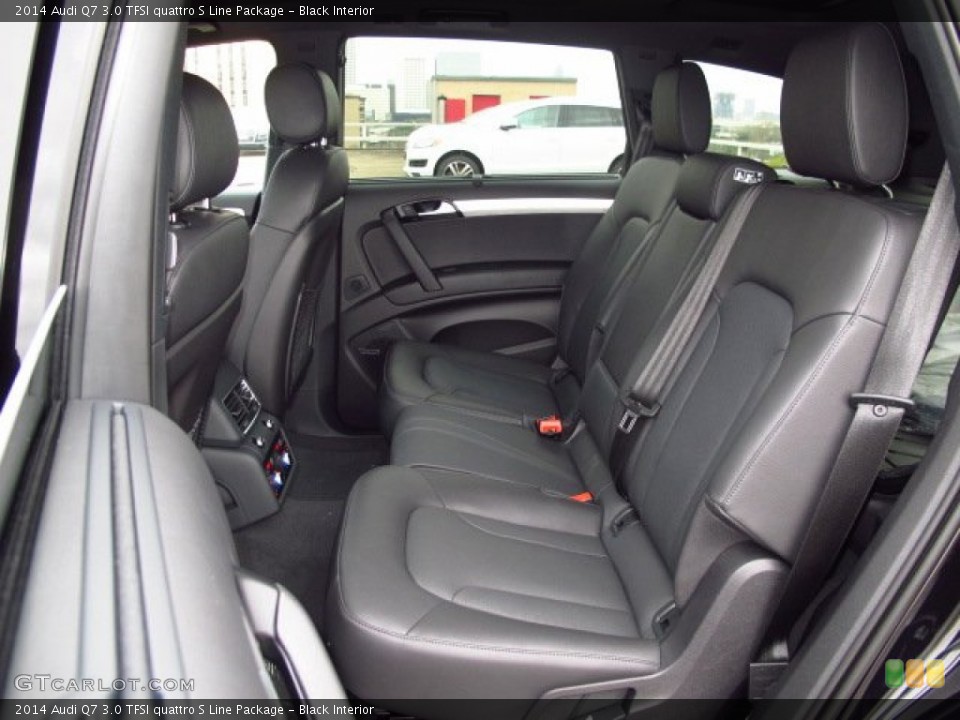 Black Interior Rear Seat for the 2014 Audi Q7 3.0 TFSI quattro S Line Package #91053216