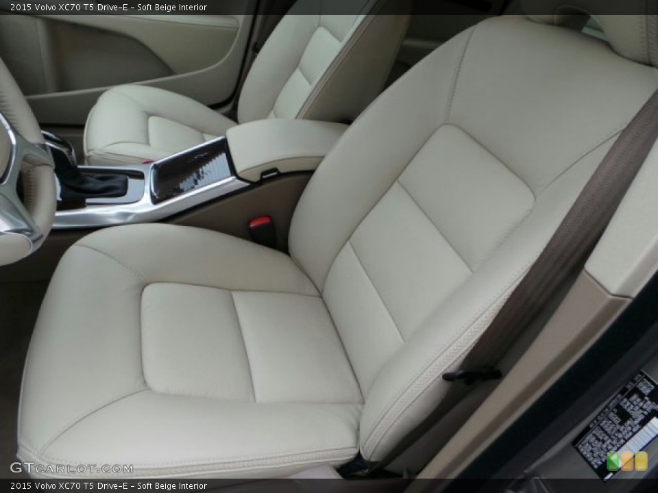 Soft Beige Interior Front Seat for the 2015 Volvo XC70 T5 Drive-E #91063110