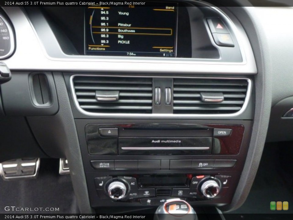 Black/Magma Red Interior Controls for the 2014 Audi S5 3.0T Premium Plus quattro Cabriolet #91077662