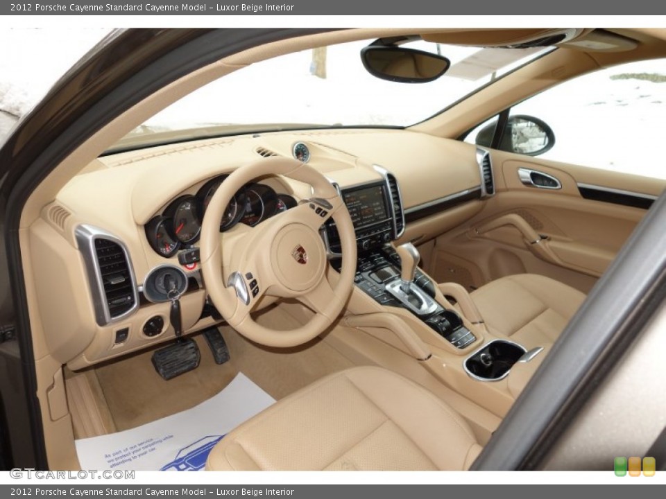 Luxor Beige Interior Photo for the 2012 Porsche Cayenne  #91087807