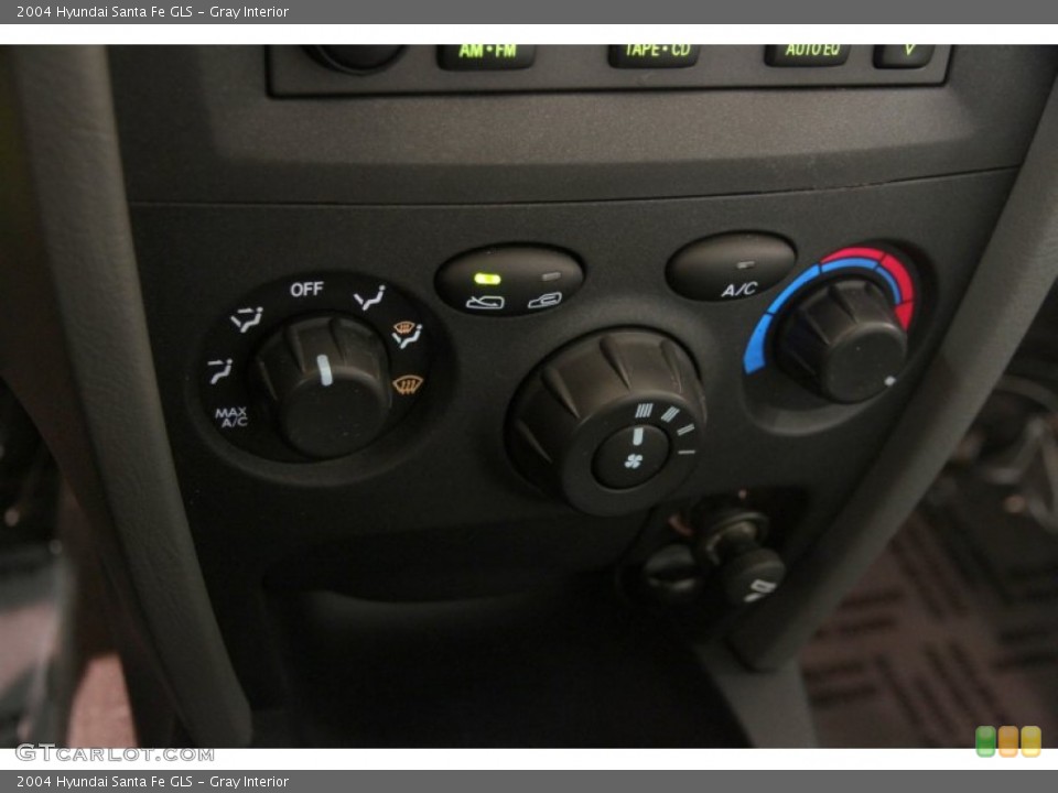 Gray Interior Controls for the 2004 Hyundai Santa Fe GLS #91101413