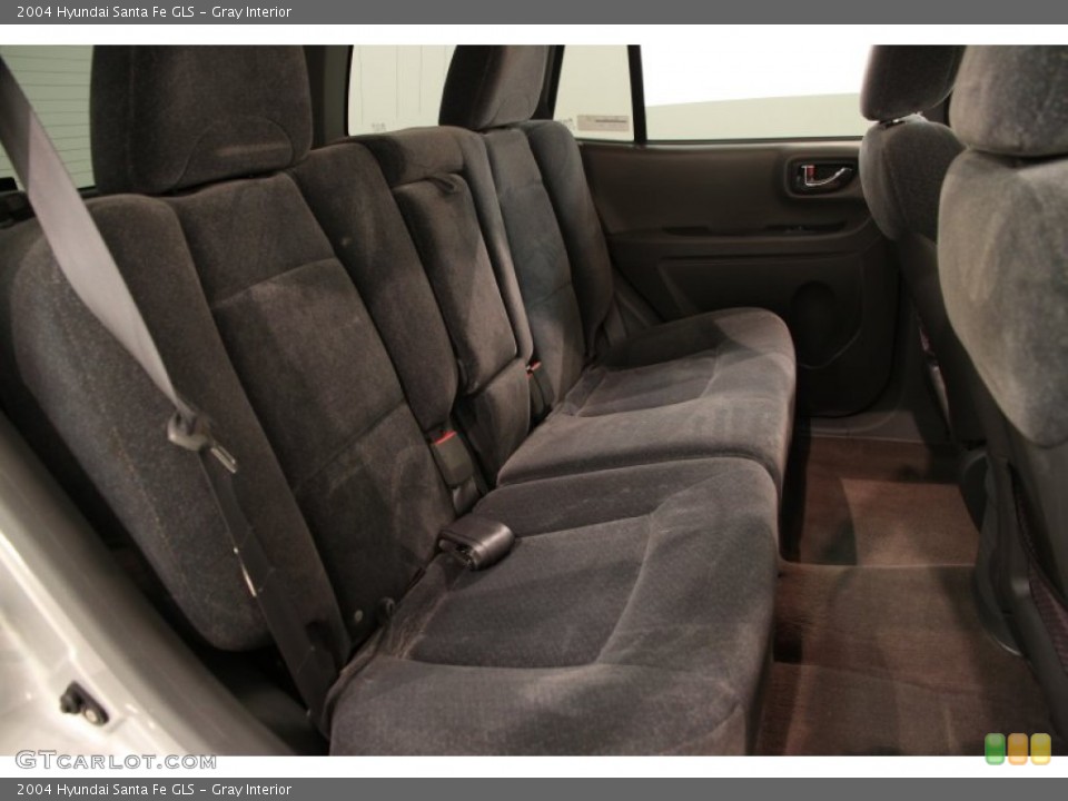 Gray Interior Rear Seat for the 2004 Hyundai Santa Fe GLS #91101572