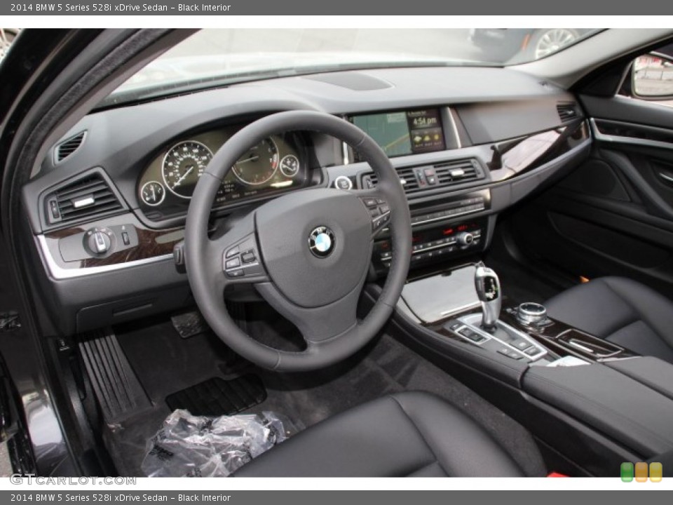 Black Interior Photo for the 2014 BMW 5 Series 528i xDrive Sedan #91105394