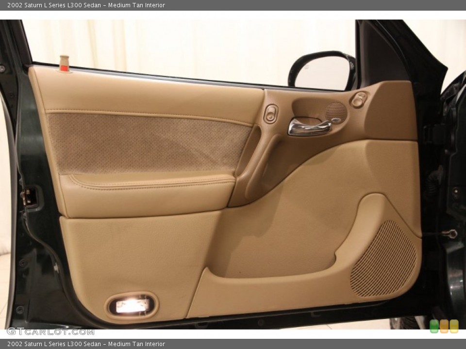 Medium Tan Interior Door Panel for the 2002 Saturn L Series L300 Sedan #91122827