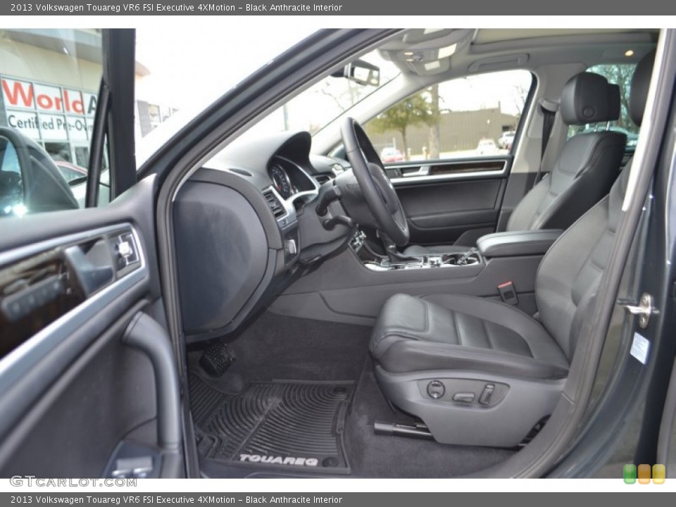 Black Anthracite Interior Photo for the 2013 Volkswagen Touareg VR6 FSI Executive 4XMotion #91127423