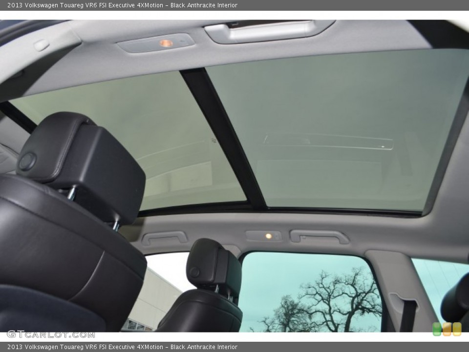 Black Anthracite Interior Sunroof for the 2013 Volkswagen Touareg VR6 FSI Executive 4XMotion #91127453