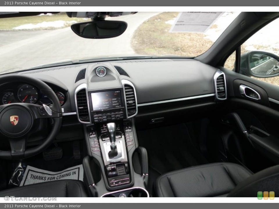 Black Interior Dashboard for the 2013 Porsche Cayenne Diesel #91132831