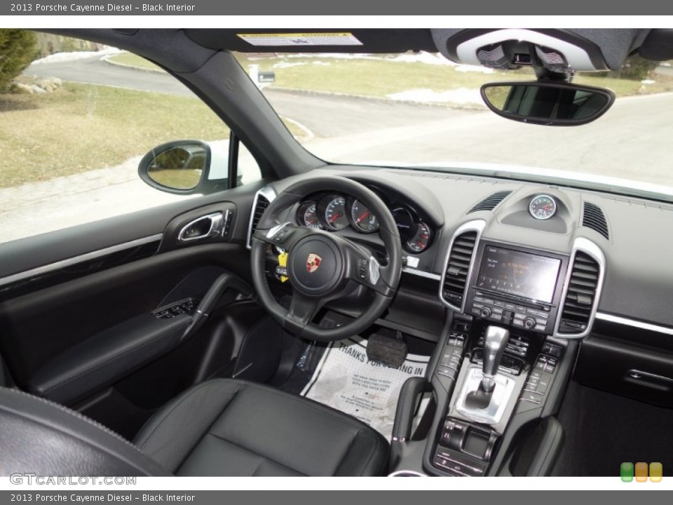 Black Interior Dashboard for the 2013 Porsche Cayenne Diesel #91133245
