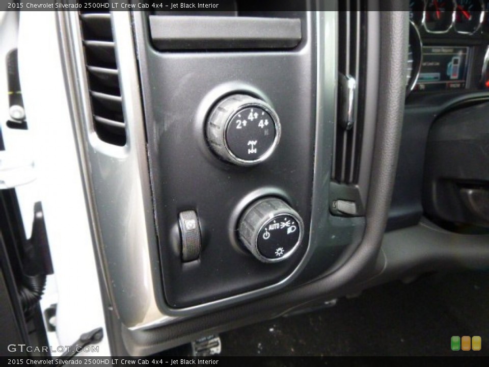 Jet Black Interior Controls for the 2015 Chevrolet Silverado 2500HD LT Crew Cab 4x4 #91143354